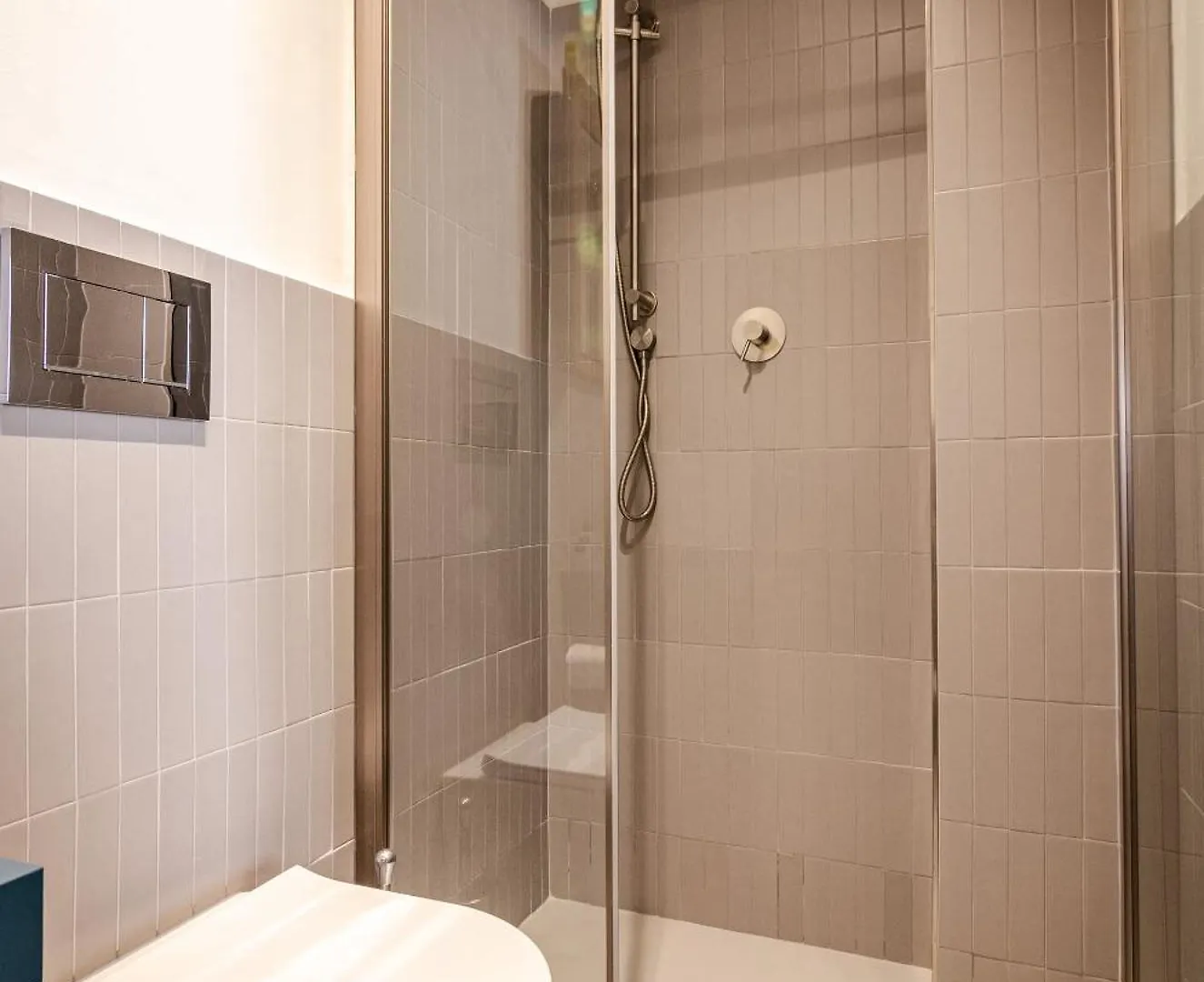 Luxury 2Bed Apartment In Top Location Bolonia 0*,