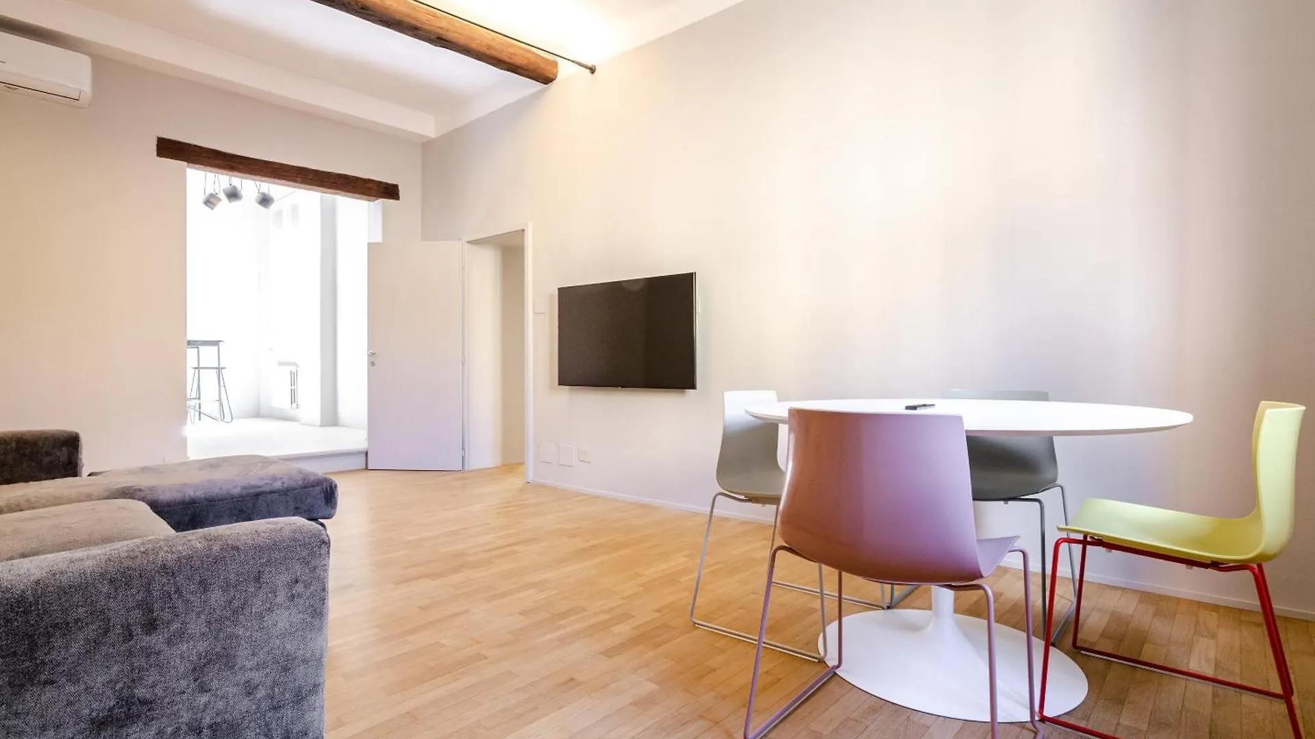 Luxury 2Bed Apartment In Top Location Bologna Italy