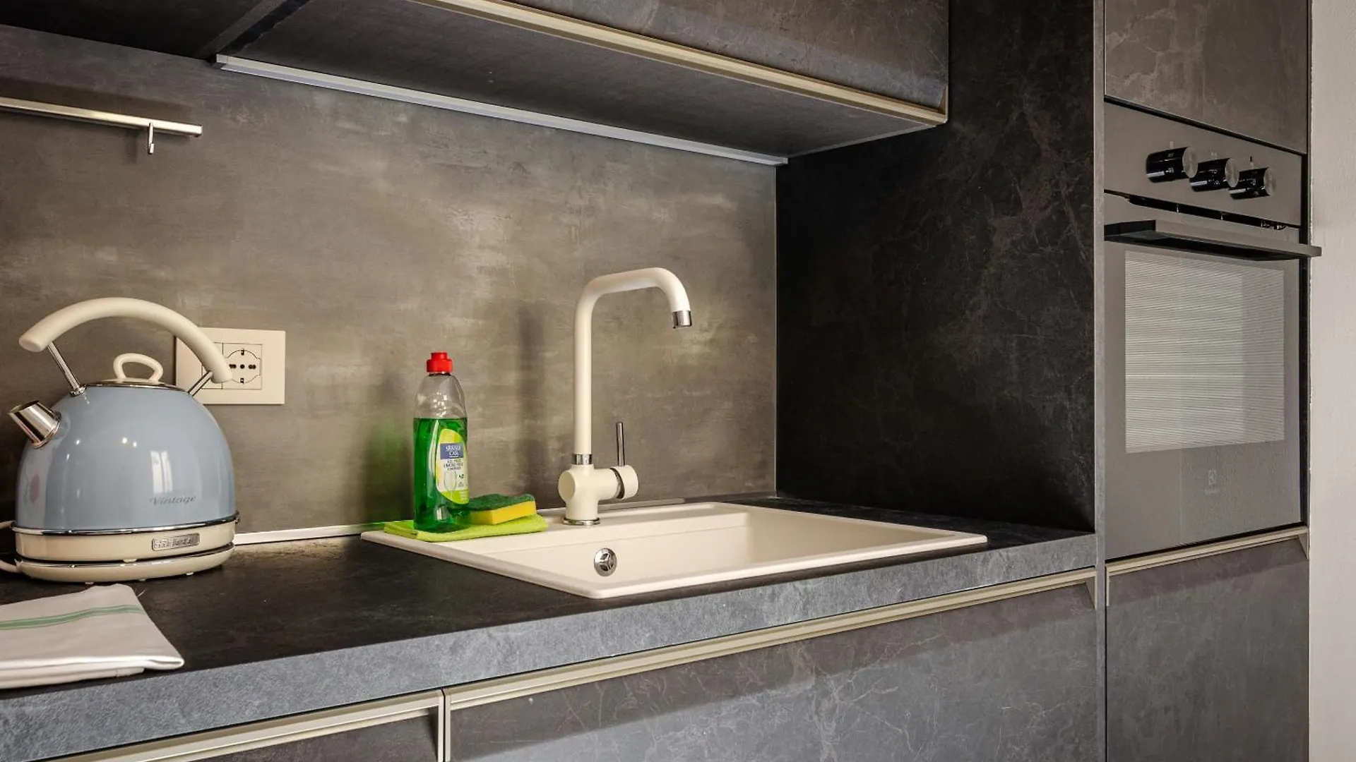 Luxury 2Bed Apartment In Top Location Bologna